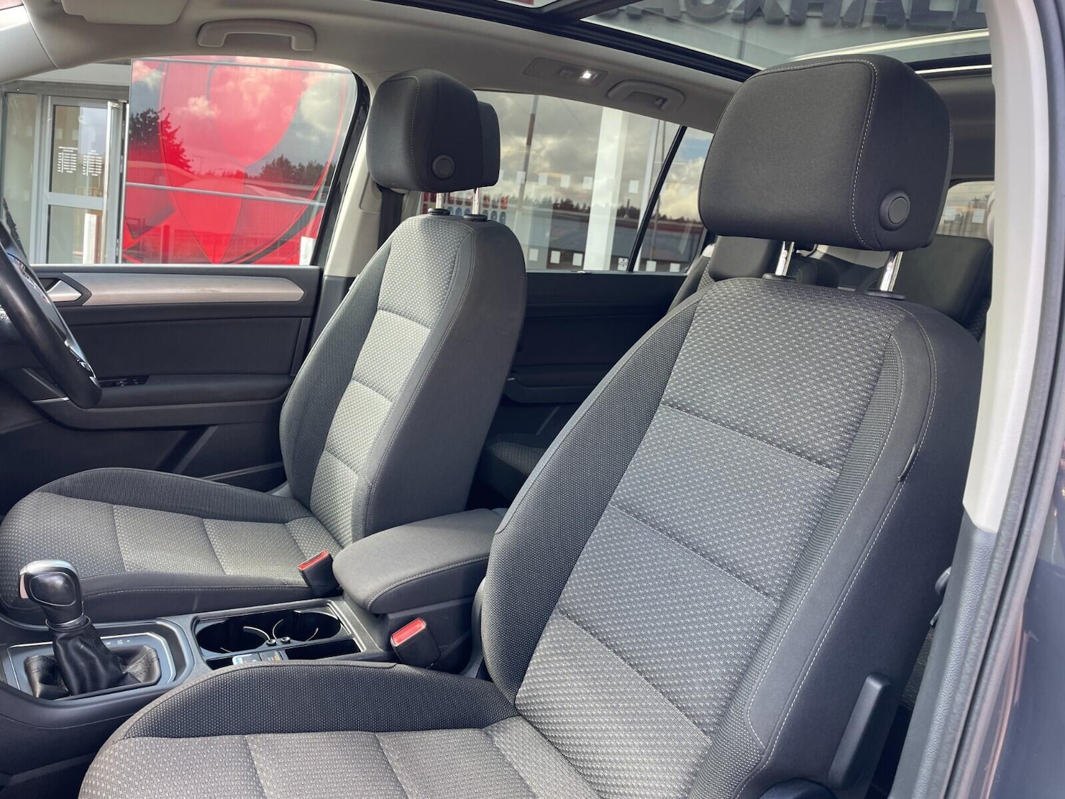 Used Volkswagen Touran 2018 for sale - 75979015: Photo 17