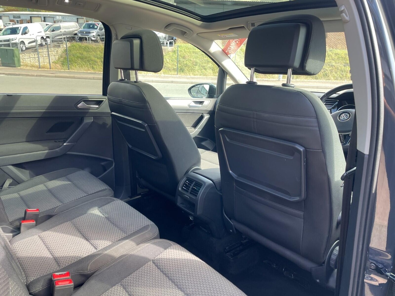 Used Volkswagen Touran 2018 for sale - 75979015: Photo 22