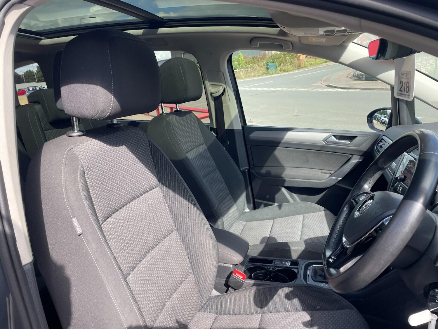 Used Volkswagen Touran 2018 for sale - 75979015: Photo 24