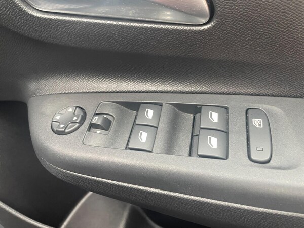 Used Vauxhall Corsa 2024 for sale - 75601270: Photo 29