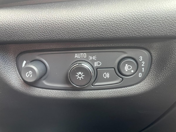 Used Vauxhall Insignia 2018 for sale - 75406788: Photo 30