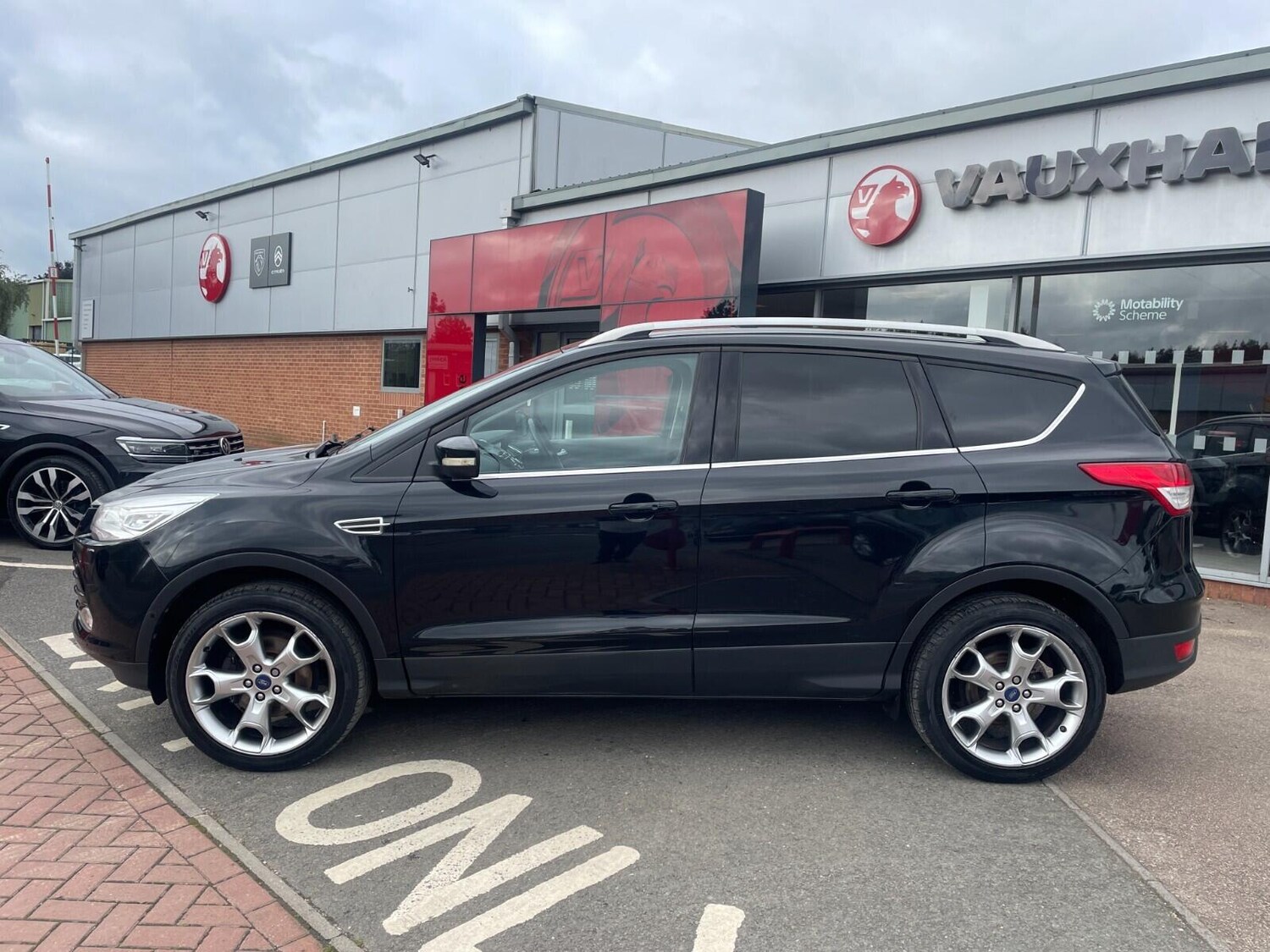 Used Ford Kuga 2015 for sale - 76013812: Photo 10