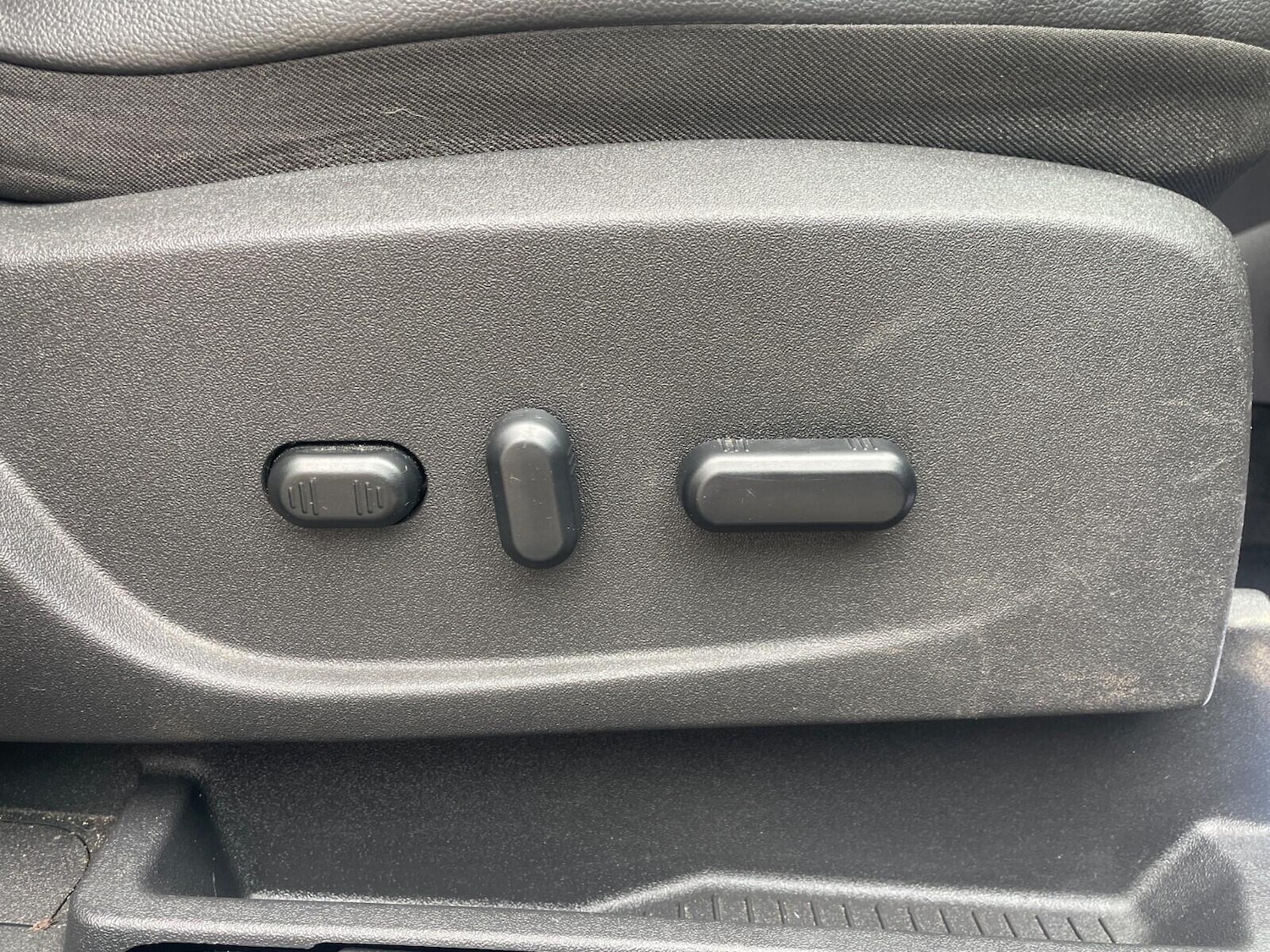 Used Ford Kuga 2015 for sale - 76013812: Photo 38