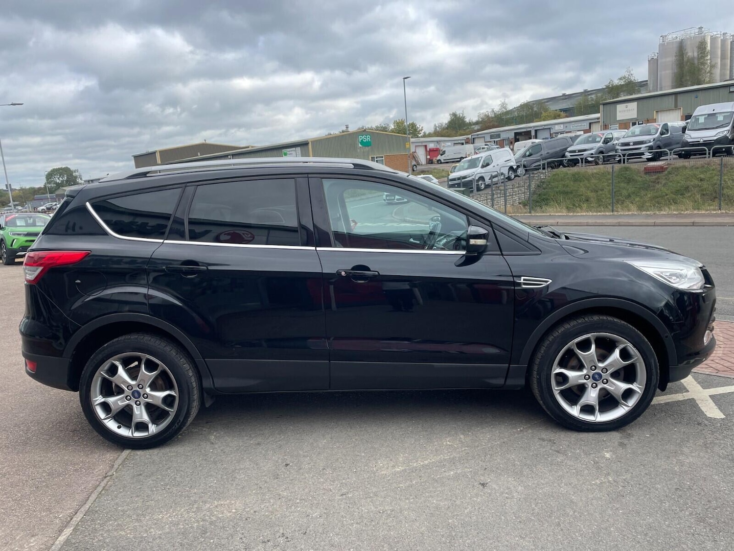 Used Ford Kuga 2015 for sale - 76013812: Photo 4