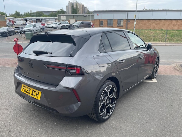 Used Vauxhall Astra 2025 for sale - 76270875: Photo 5