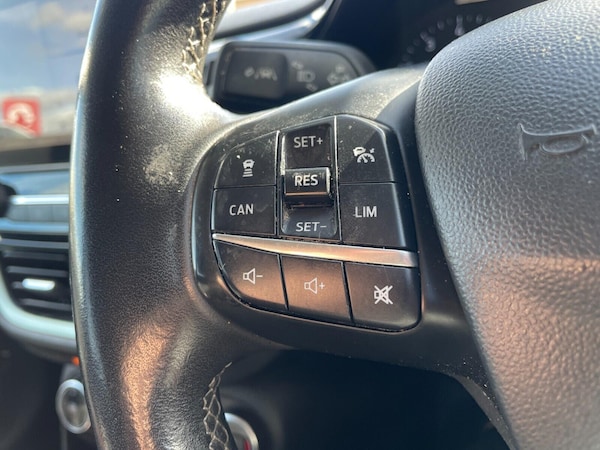 Used Ford Fiesta 2018 for sale - 76122692: Photo 18
