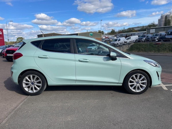 Used Ford Fiesta 2018 for sale - 76122692: Photo 4