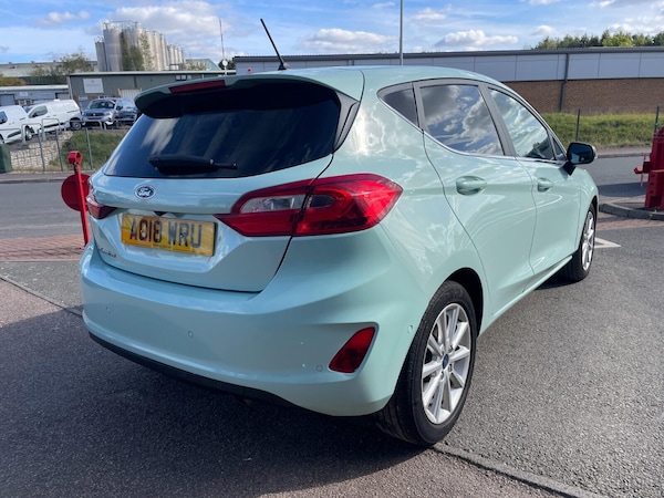 Used Ford Fiesta 2018 for sale - 76122692: Photo 5
