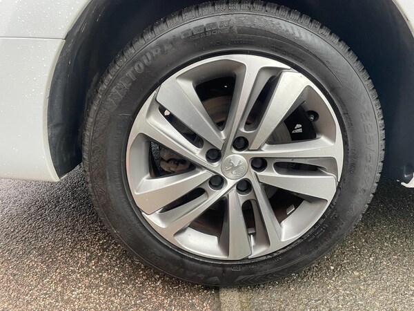 Used Peugeot Traveller 2023 for sale - 76188739: Photo 11