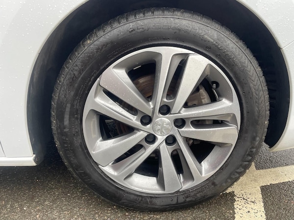 Used Peugeot Traveller 2023 for sale - 76188739: Photo 12