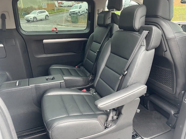 Used Peugeot Traveller 2023 for sale - 76188739: Photo 18