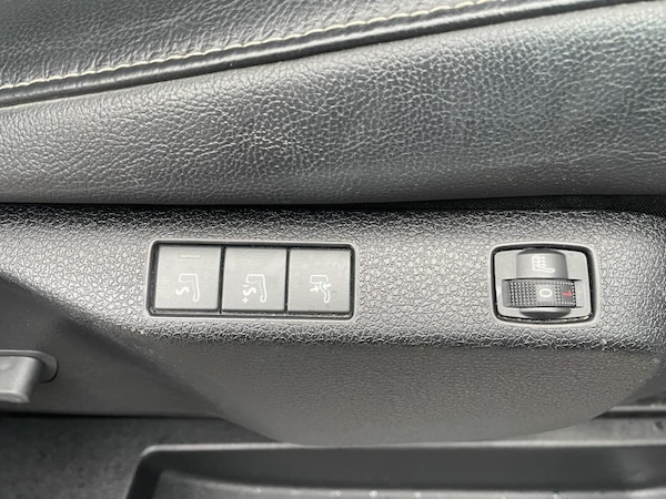 Used Peugeot Traveller 2023 for sale - 76188739: Photo 23