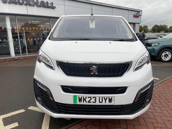 Used Peugeot Traveller 2023 for sale - 76188739: Photo 2