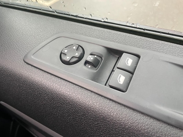 Used Peugeot Traveller 2023 for sale - 76188739: Photo 36