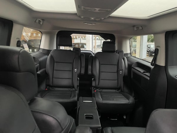 Used Peugeot Traveller 2023 for sale - 76188739: Photo 38