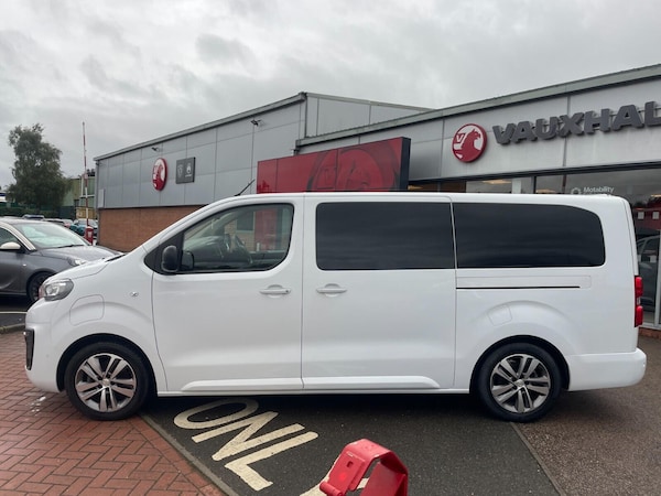 Used Peugeot Traveller 2023 for sale - 76188739: Photo 8