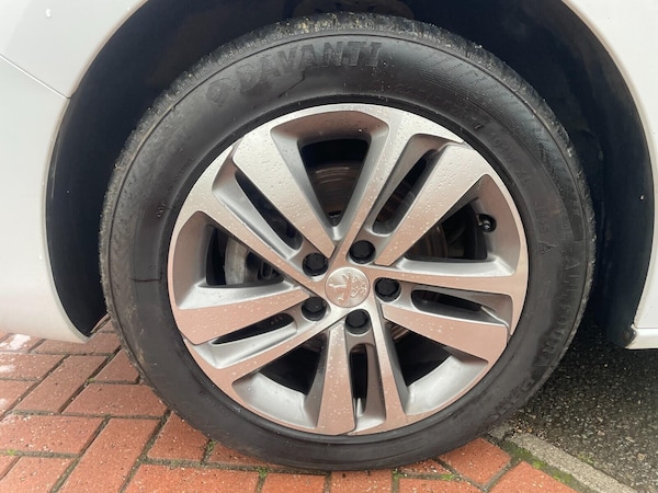 Used Peugeot Traveller 2023 for sale - 76188739: Photo 9