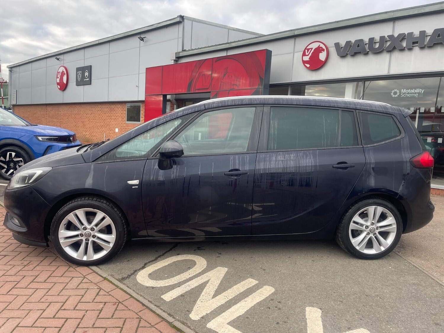 Used Vauxhall Zafira 2017 for sale - 76348826: Photo 11