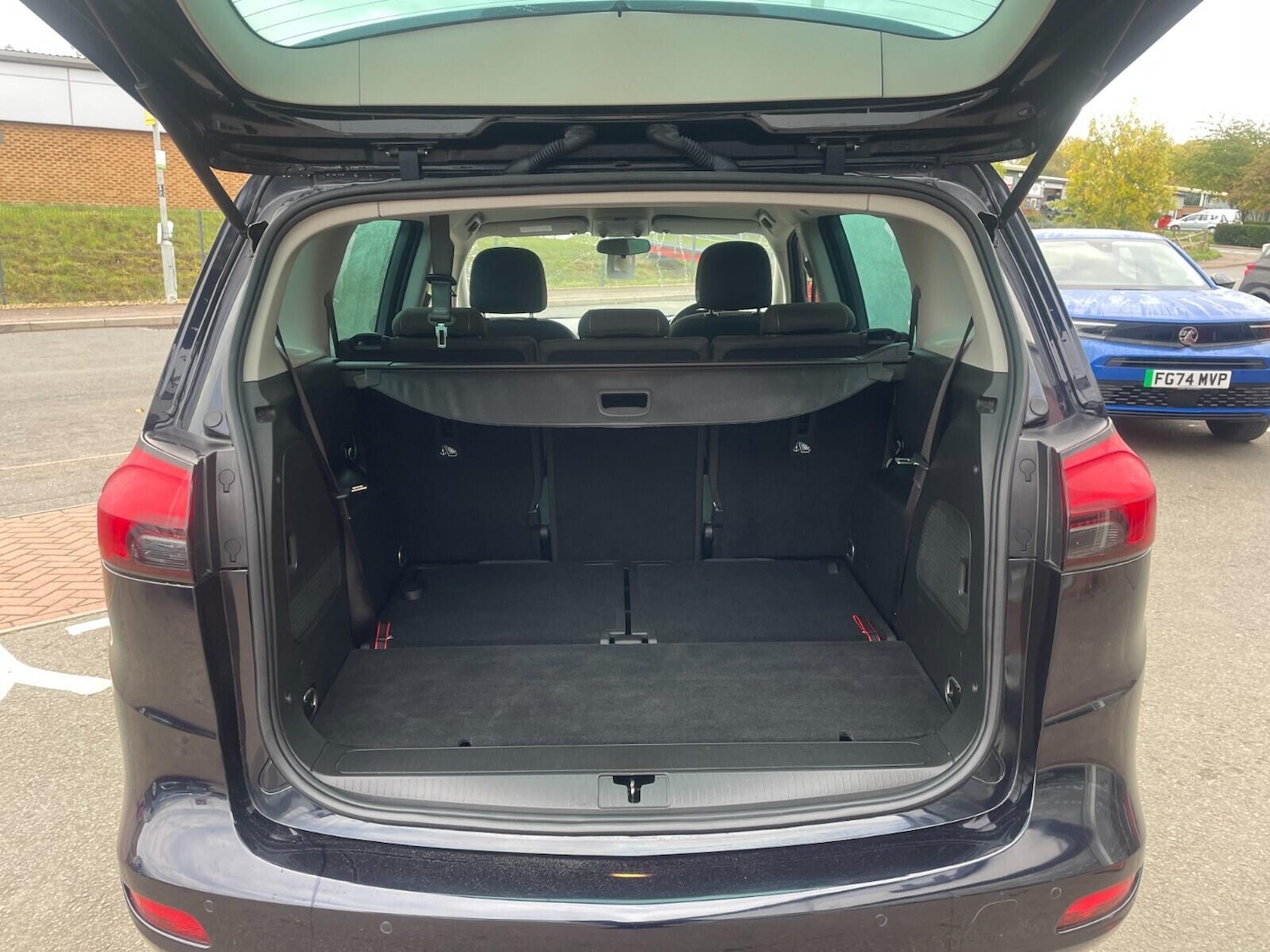 Used Vauxhall Zafira 2017 for sale - 76348826: Photo 8