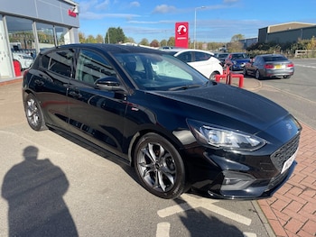Used Ford Focus 2019 for sale - 76371386: Photo