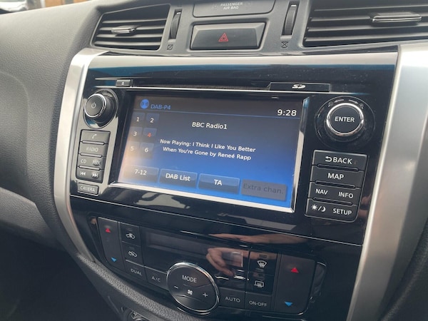 Used Nissan Navara 2017 for sale - 76260132: Photo 25