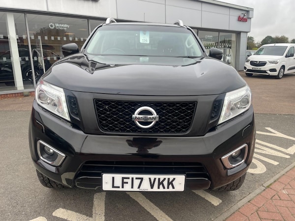 Used Nissan Navara 2017 for sale - 76260132: Photo 2