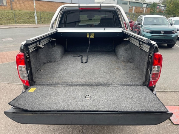 Used Nissan Navara 2017 for sale - 76260132: Photo 7