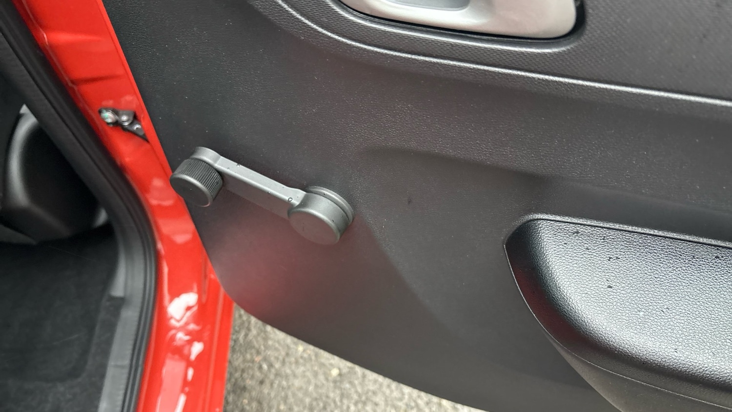 Used Dacia Spring 2025 for sale - 77159116: Photo 36