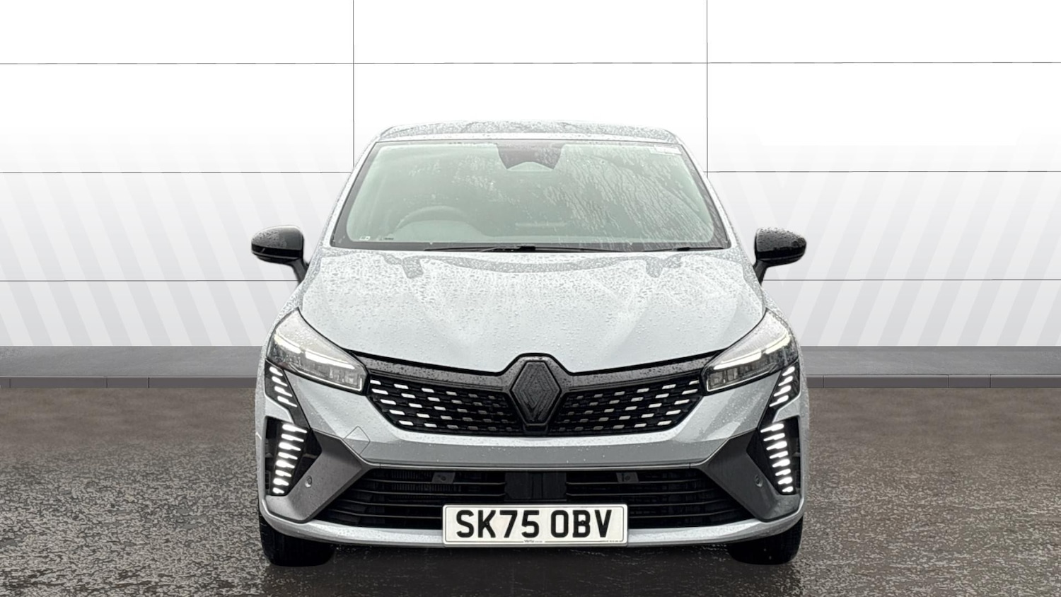 Used Renault Clio 2025 for sale - 76891597: Photo 3