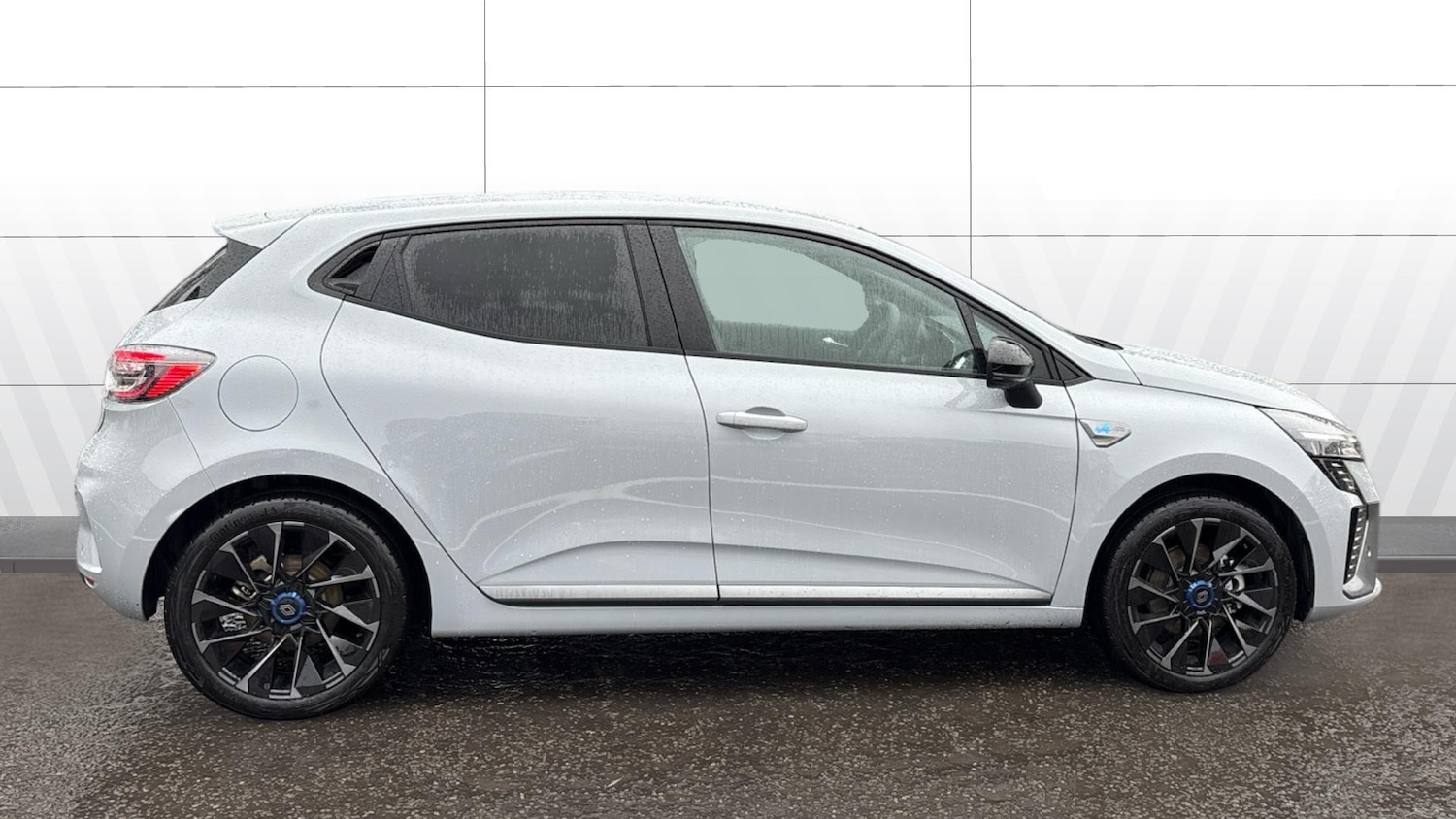 Used Renault Clio 2025 for sale - 76891597: Photo 5