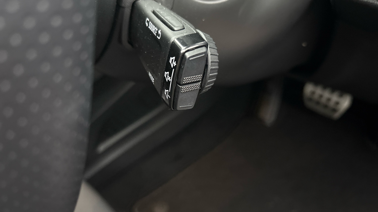 Used Renault Clio 2025 for sale - 76891597: Photo 51