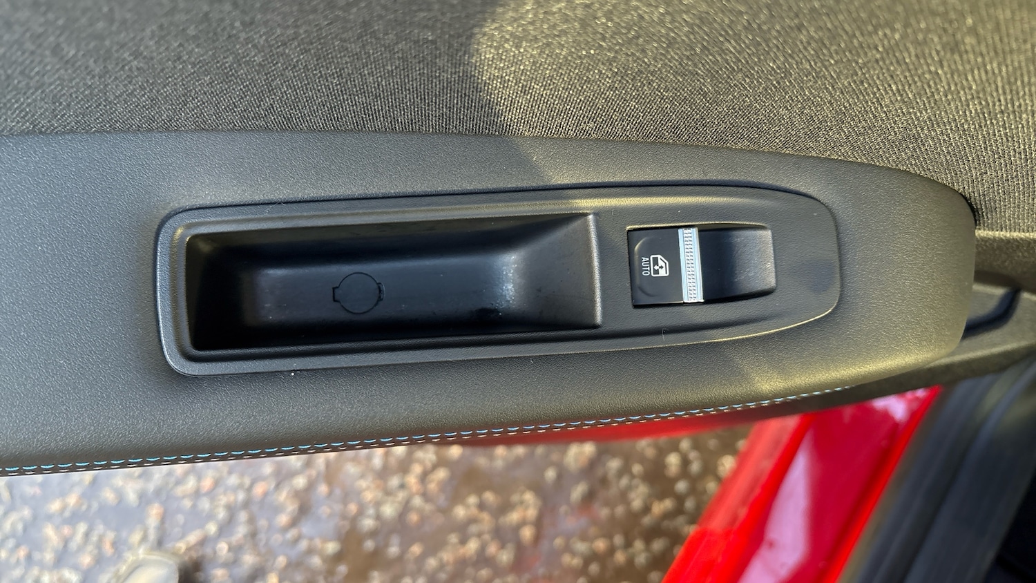 Used Renault Captur 2025 for sale - 76862240: Photo 17