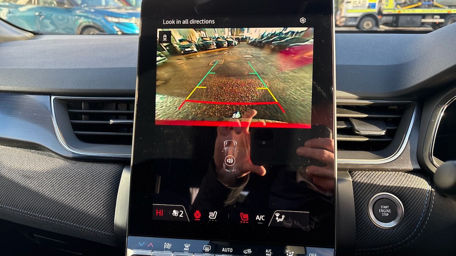 Used Renault Captur 2025 for sale - 76862240: Photo 29