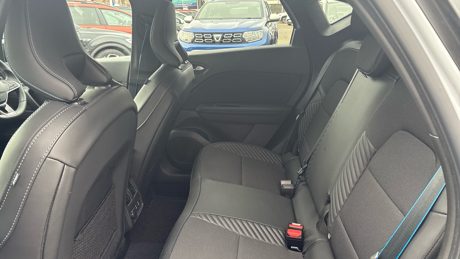 Used Renault Captur 2025 for sale - 77817880: Photo 16