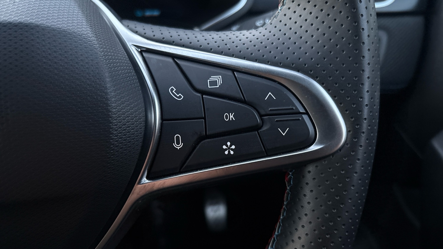 Used Renault Other 2024 for sale - 77236993: Photo 24