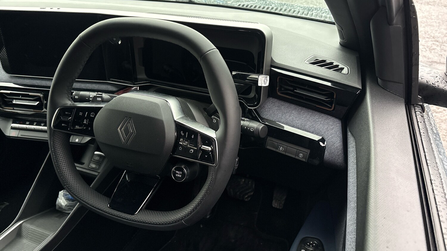 Used Renault 4 2025 for sale - 76891591: Photo 11