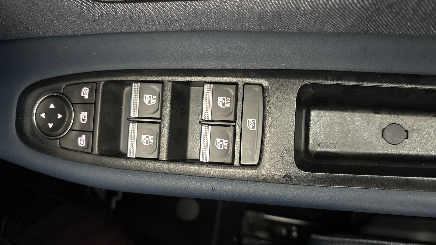 Used Renault 4 2025 for sale - 76891591: Photo 21