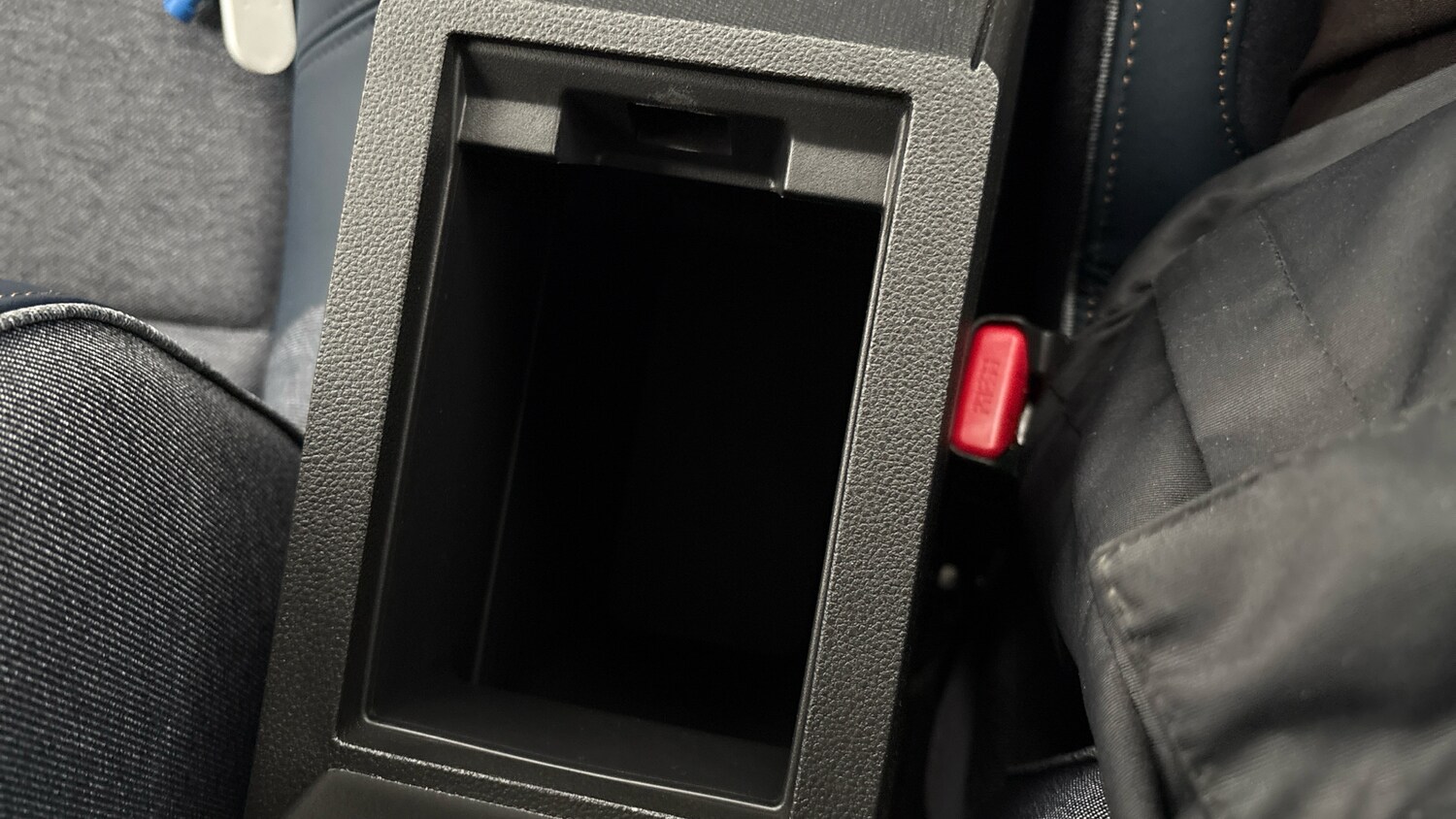 Used Renault 4 2025 for sale - 76891591: Photo 36