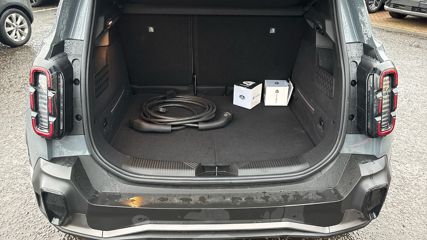 Used Renault 4 2025 for sale - 76891591: Photo 4