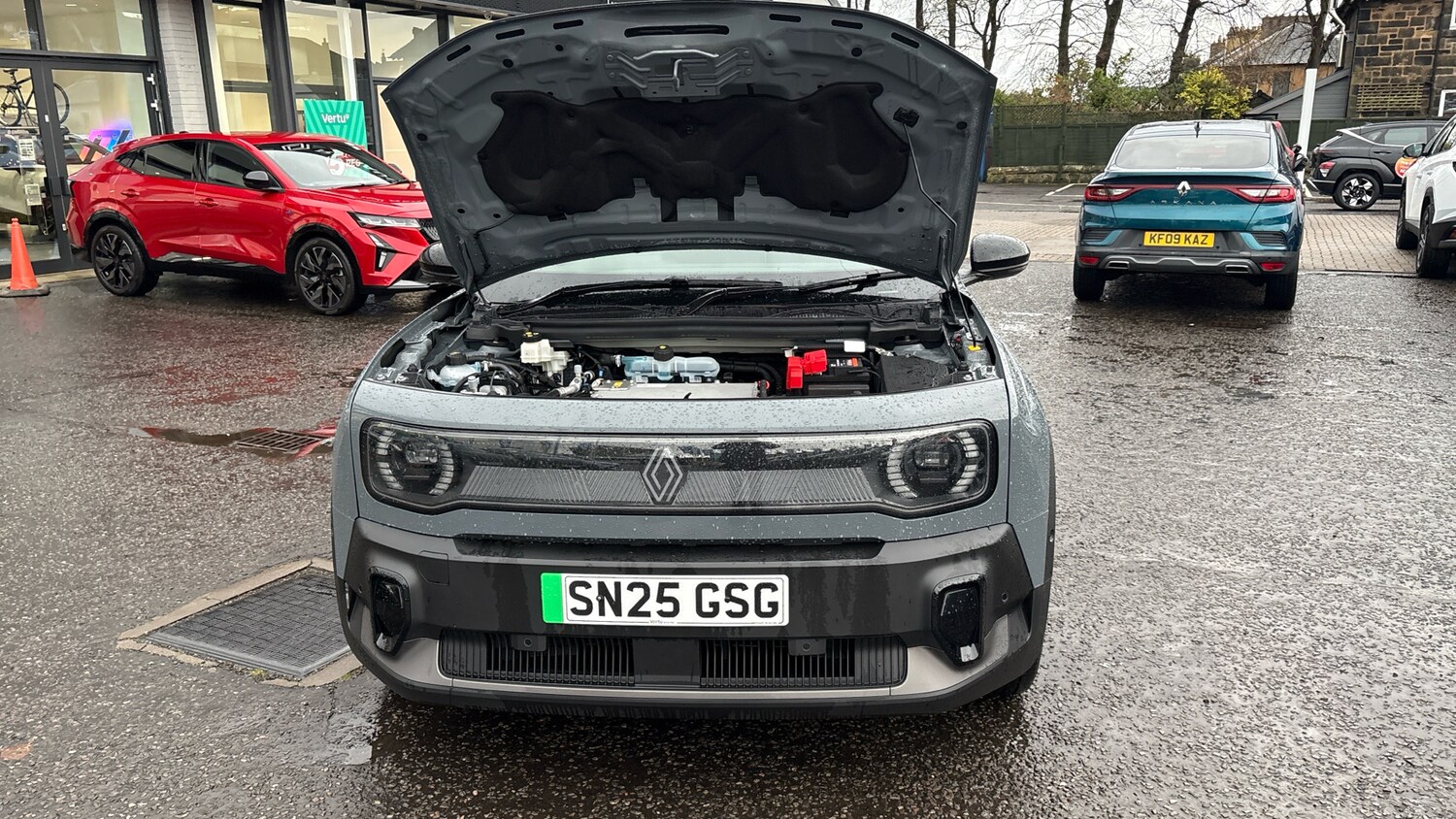 Used Renault 4 2025 for sale - 76891591: Photo 8