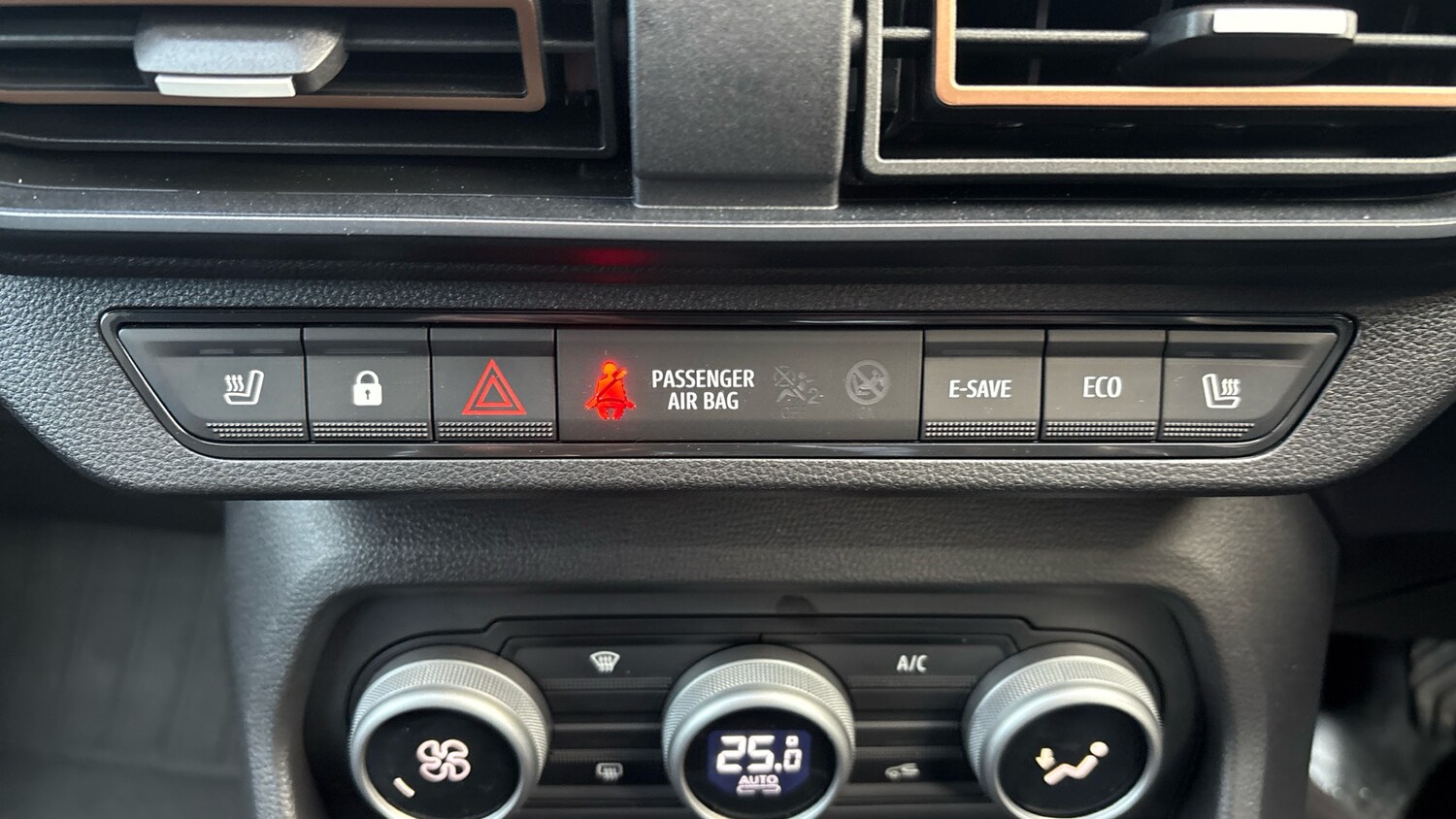 Used Dacia Jogger 2025 for sale - 77898736: Photo 33