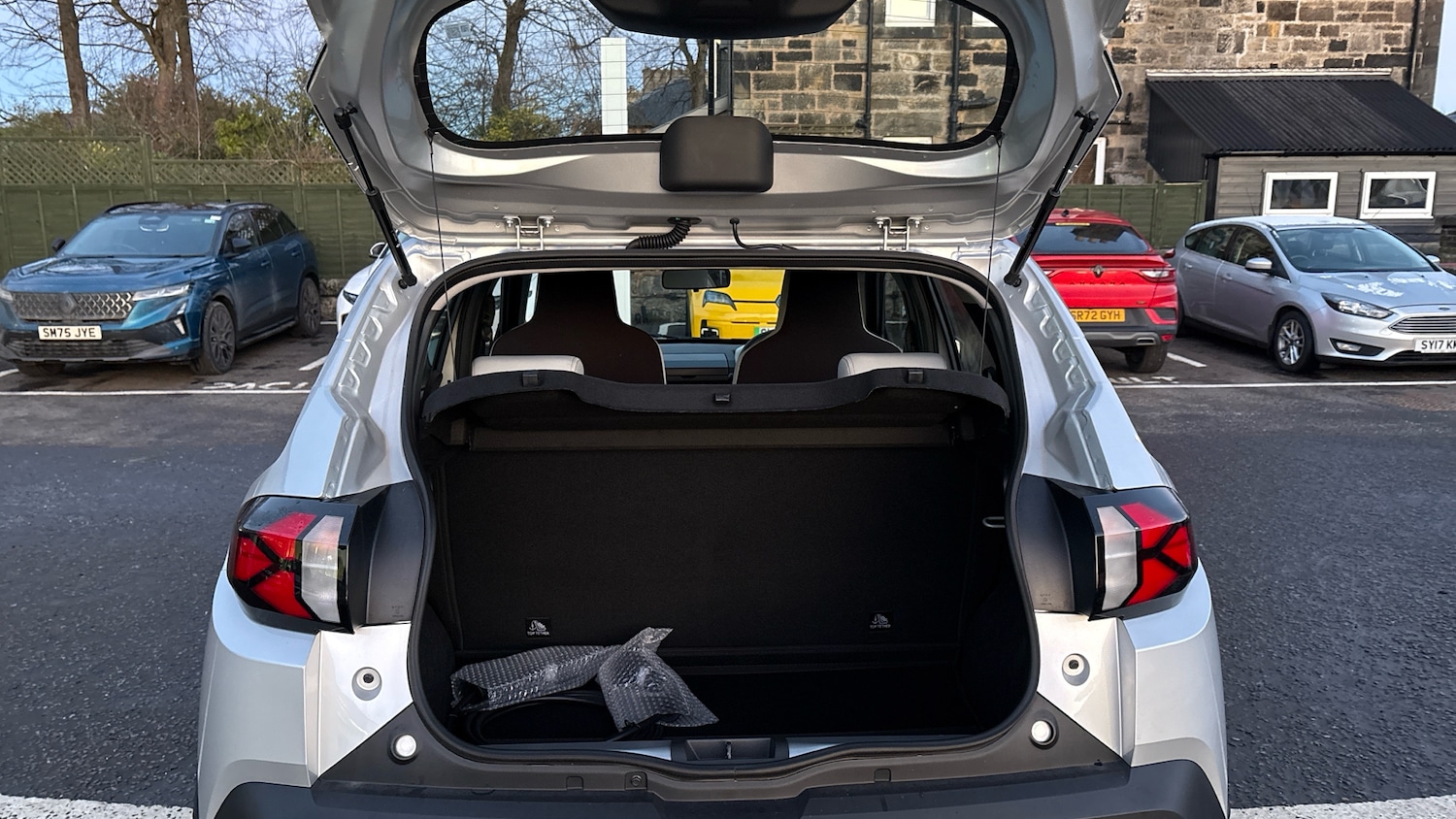 Used Dacia Spring 2025 for sale - 77351103: Photo 4