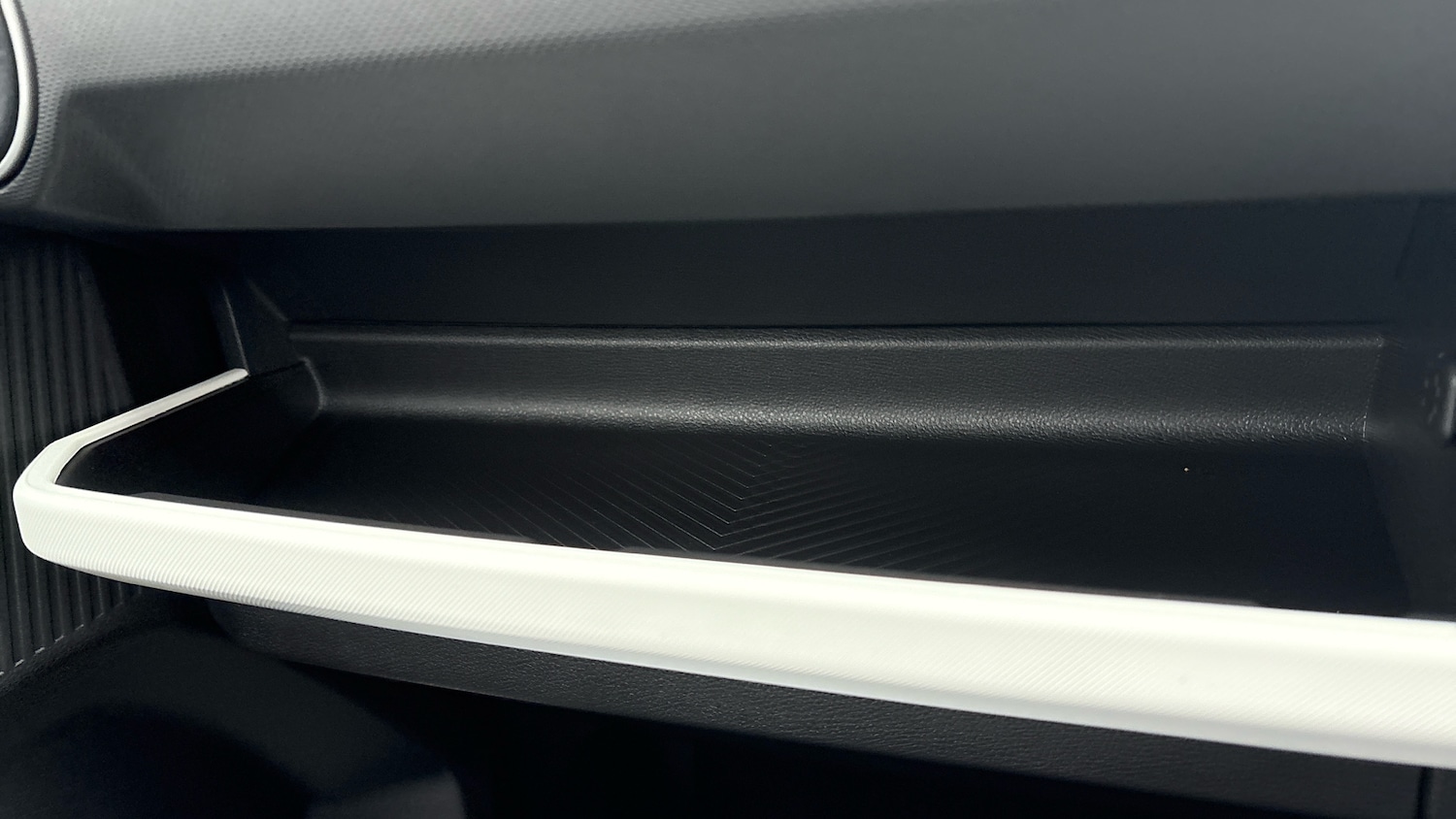 Used Dacia Spring 2025 for sale - 77159115: Photo 48