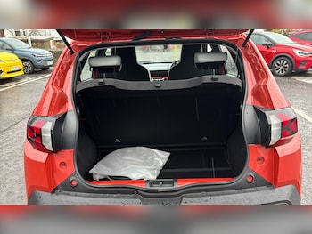 Used Dacia Spring 2025 for sale - 77159115: Photo