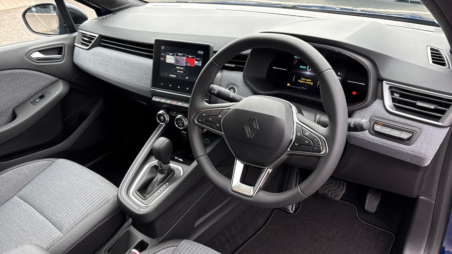 Used Renault Clio 2025 for sale - 76218669: Photo 11