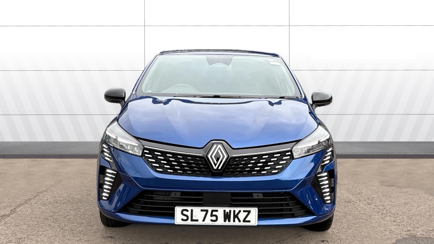 Used Renault Clio 2025 for sale - 76218669: Photo 3