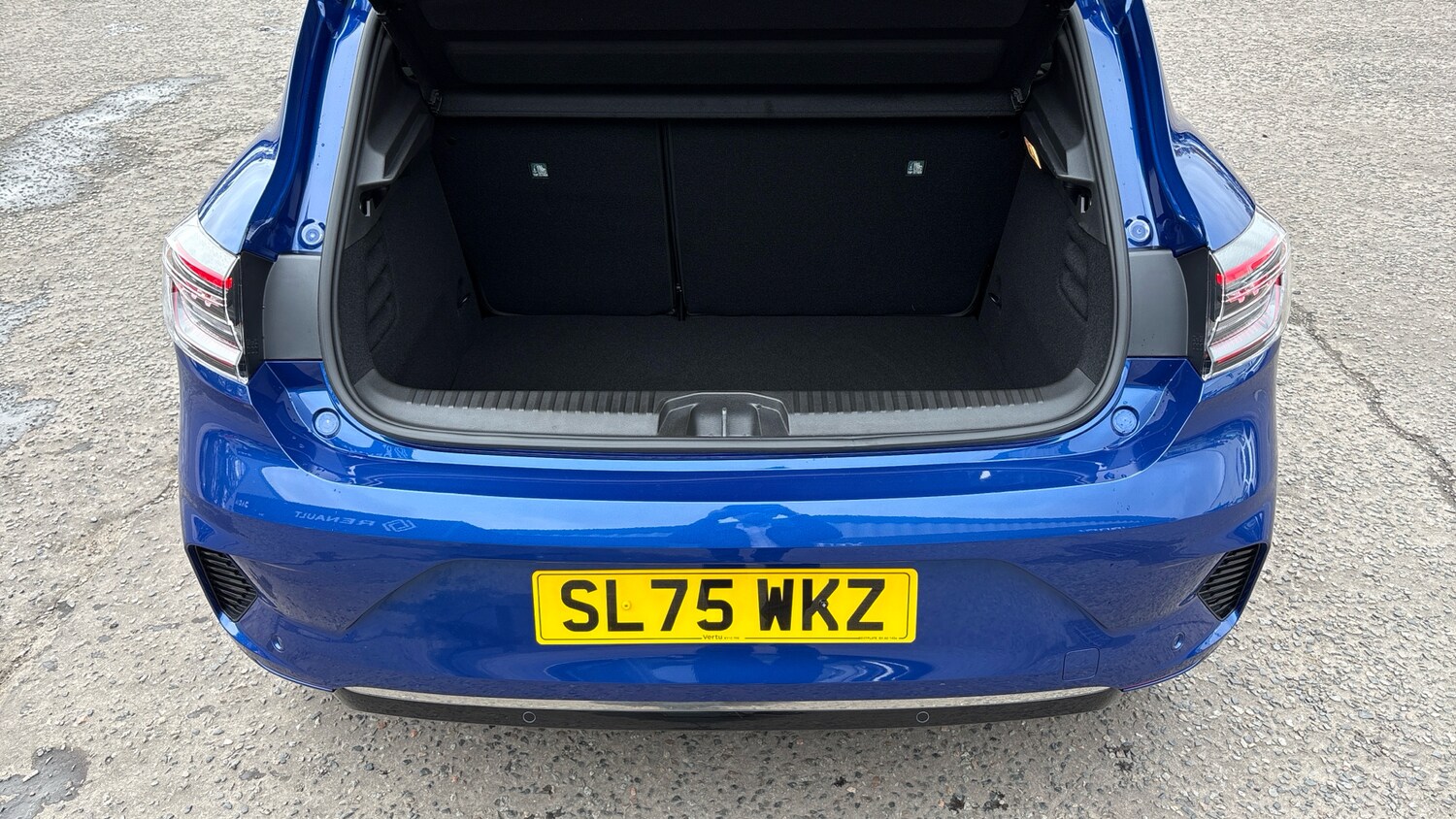 Used Renault Clio 2025 for sale - 76218669: Photo 4