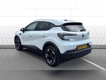 Used Renault Captur 2025 for sale - 75772639: Photo