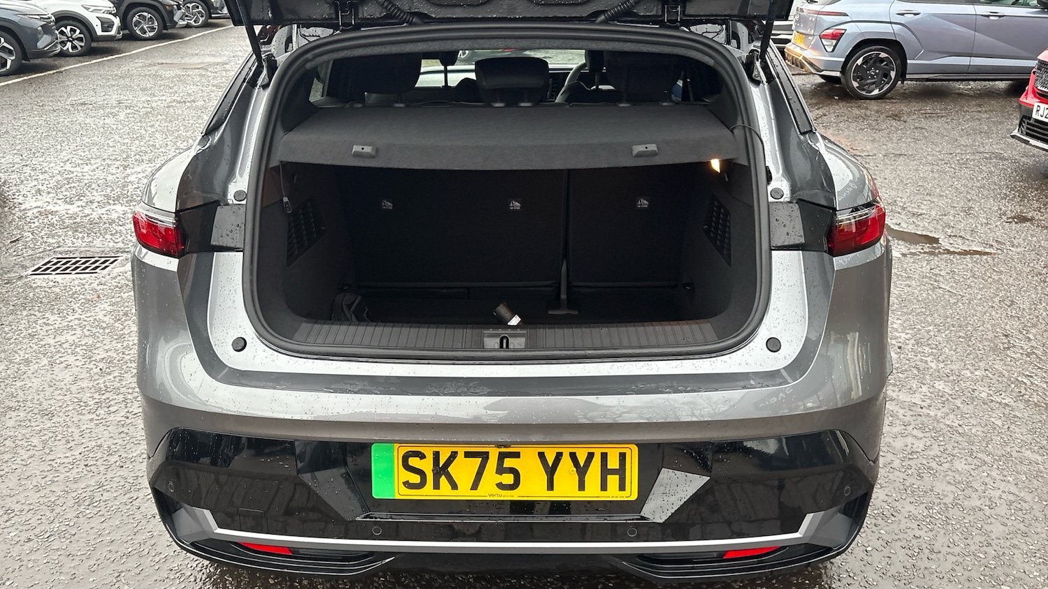 Used Renault Megane E Tech 2025 for sale - 76891598: Photo 4