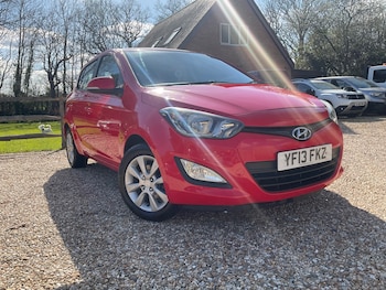 Used Hyundai i20 2013 for sale - 78108432: Photo